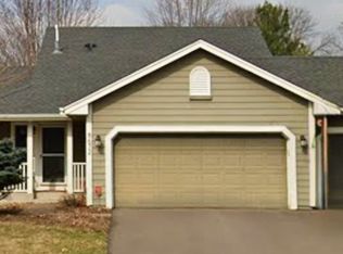 8672 Zachman Cir, Eden Prairie, MN 55344