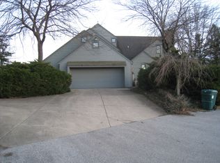 310 Bay Ln, Muskegon, MI 49445