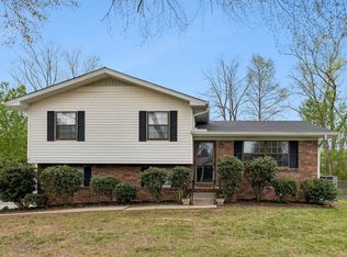1308 Scout Rd, Hixson, TN 37343