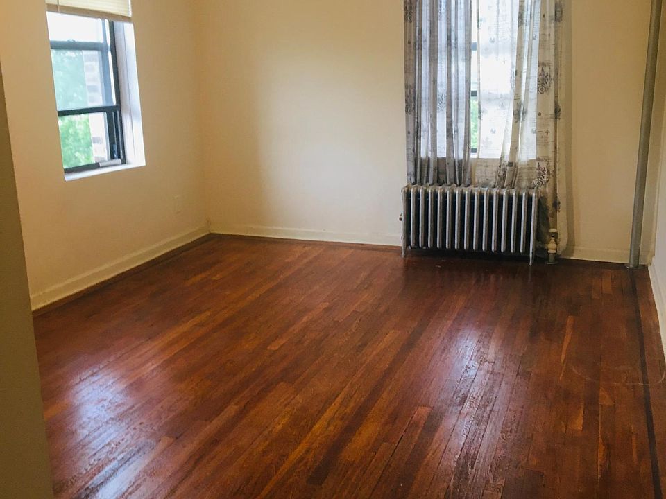 2nd image of 3405 Kings Hwy