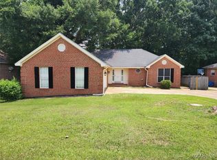 835 Heather Dr, Prattville, AL 36066