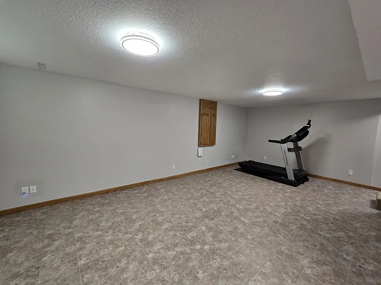 4710 Donald Dr — Photo 27