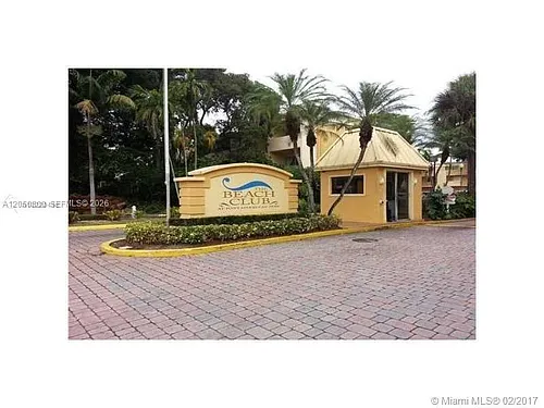 9375 Fontainebleau Blvd Photo 1