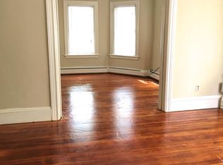 25 Pratt St #1, Providence, RI 02906