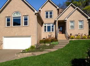 7048 Wild Iris Dr, Nashville, TN 37221