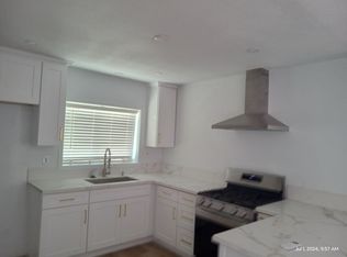 10904 Lillian Ln APT C, South Gate, CA 90280