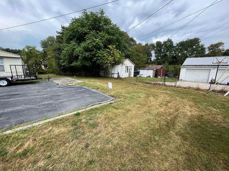 945 Rock Cliff Dr 945B, Martinsburg, WV 25401 Zillow