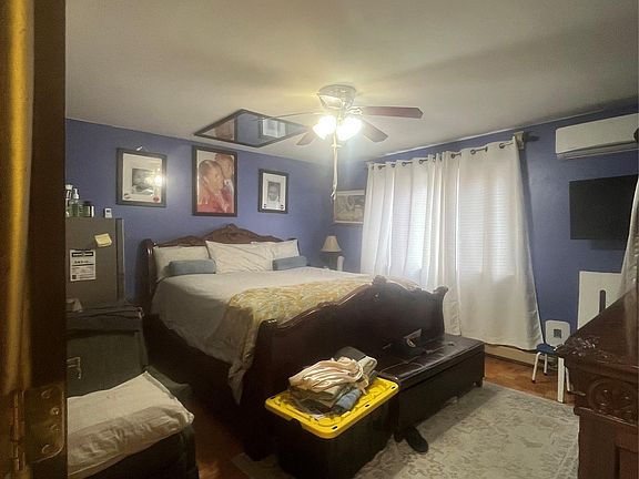 4th image of 619 E 86th Street