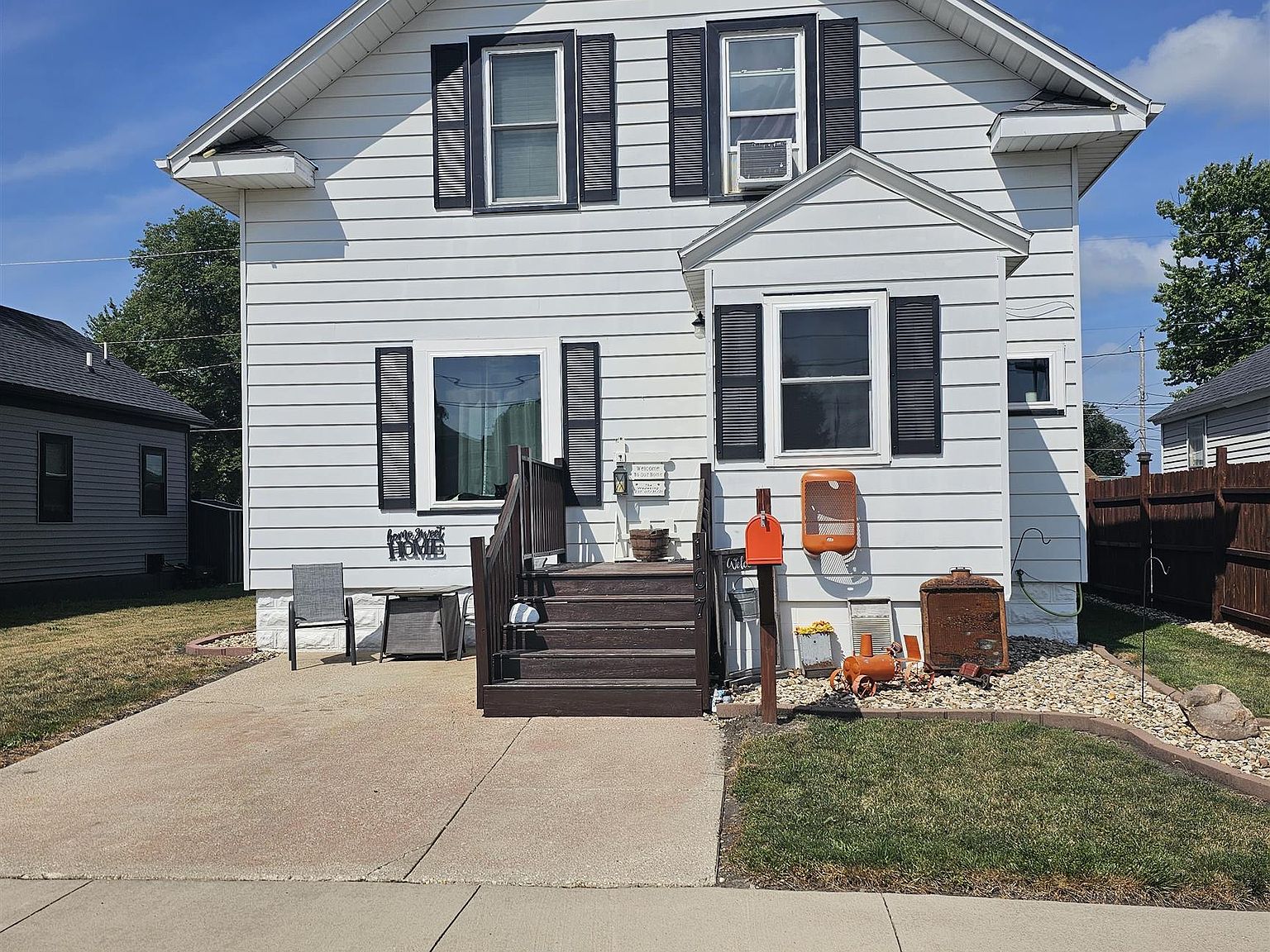 107 Commercial St, Reinbeck, IA 50669 Zillow