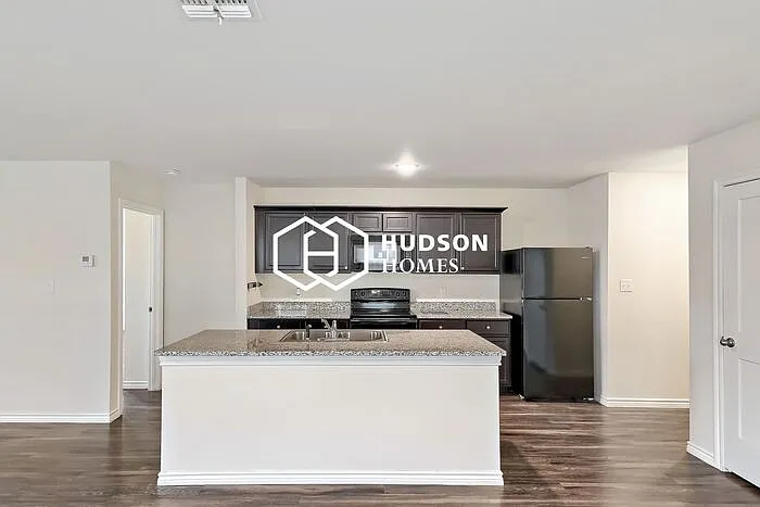 7758 Florence Dr — Photo 6