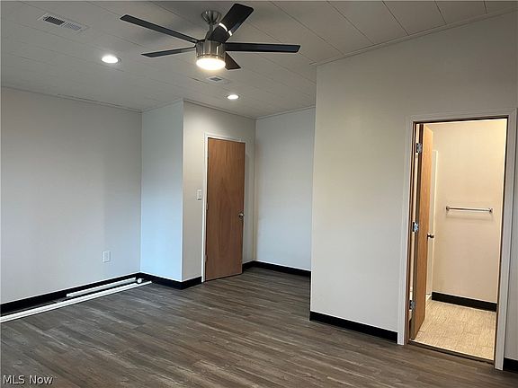 5th image of 763 Moxahala Ave