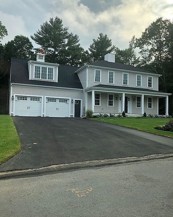 1st image of 14 Stone Gate Dr