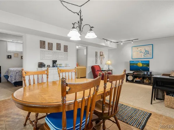 131 Vacation Hideaway Ln #1B, Sunrise Beach, MO 65079