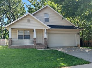 2541 E Madison St, Springfield, MO 65802