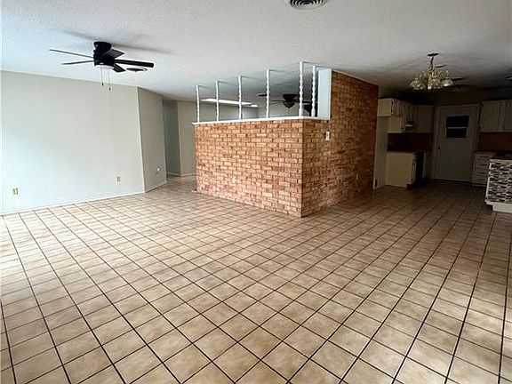 5th image of 3101 N 27th St