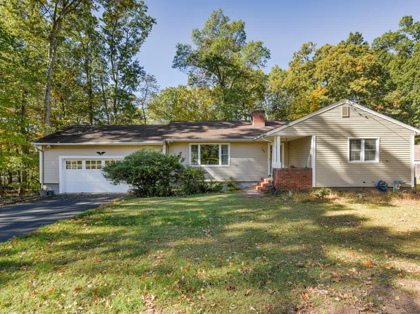 109 Edgewood Dr, Bridgewater, NJ 08807