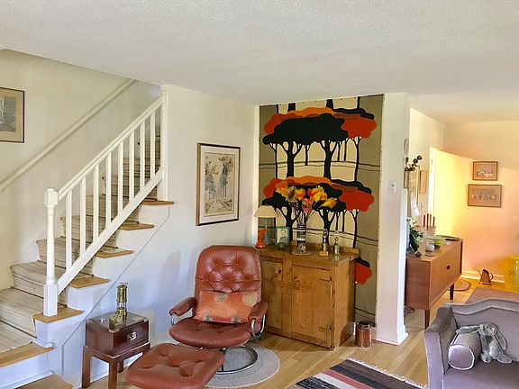 5th image of 4615 36th St South Fairlington Mews