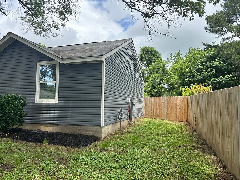 2986 Lake Park Rd — Photo 5