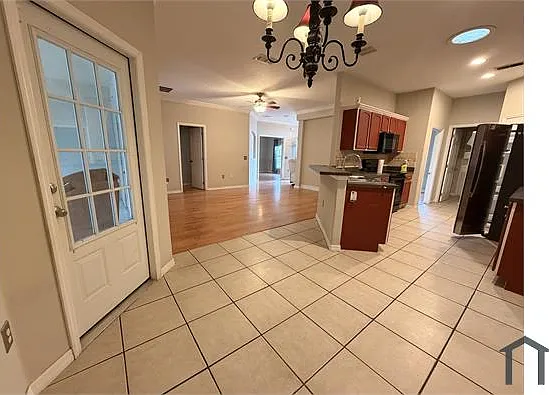 1206 Pendleton Dr — Photo 18
