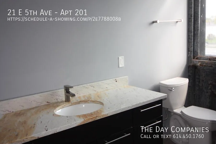 Studio, 1027 sqft, $1,590 — Photo 4