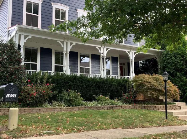 1005 Graham Dr, Fredericksburg, VA 22401