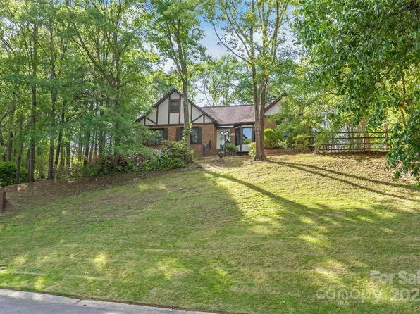 6617 Wannamaker Ln, Charlotte, NC 28226