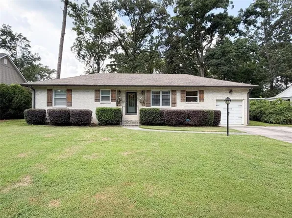 208 Dodd St NW, Rome, GA 30165