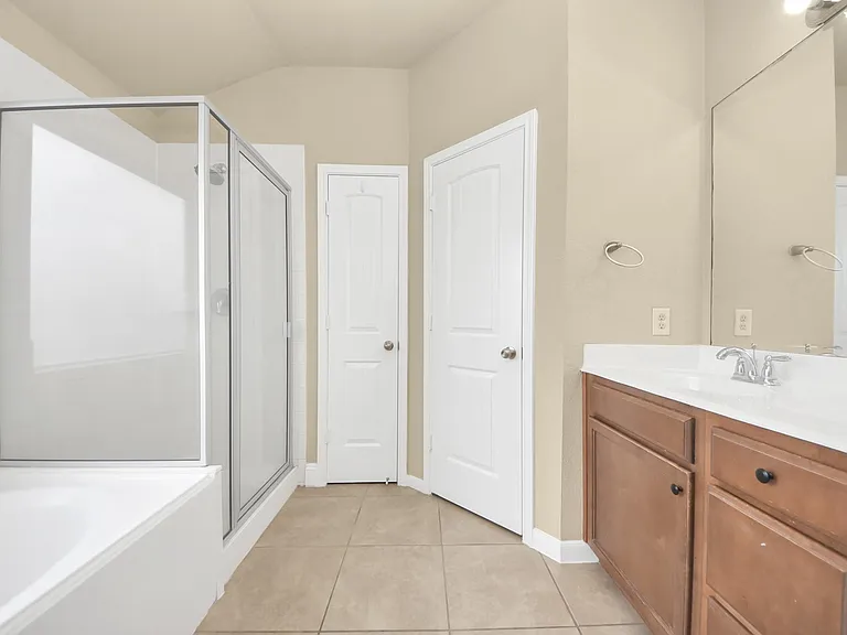 6106 Grassy Haven Ln — Photo 33