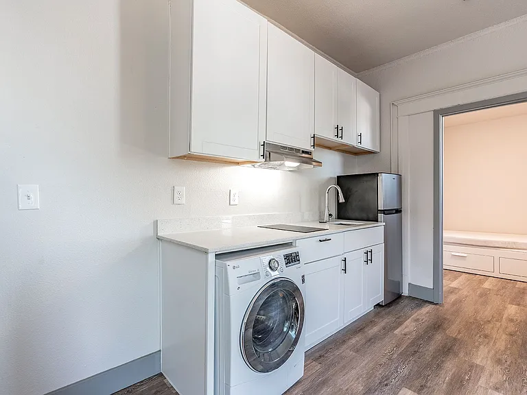 Centrally located community living. — Photo 13