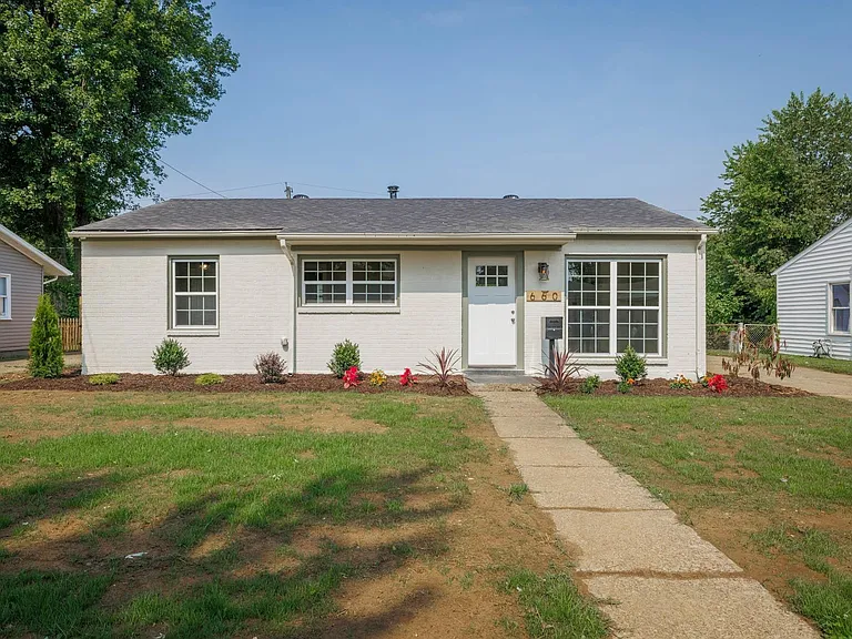 660 Fargo St — Photo 2