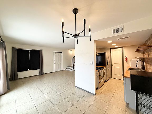 4th image of 4462 E Pueblo Ave