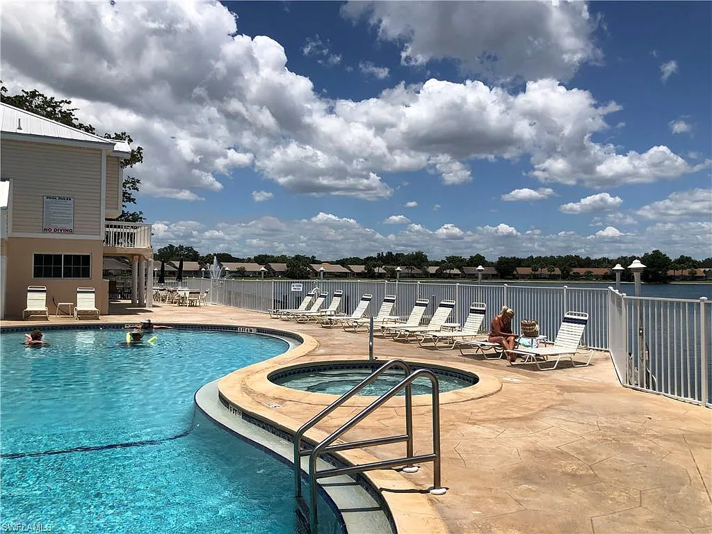 2 bed, 2.0 bath, 1380 sqft, $3,500 — Photo 2