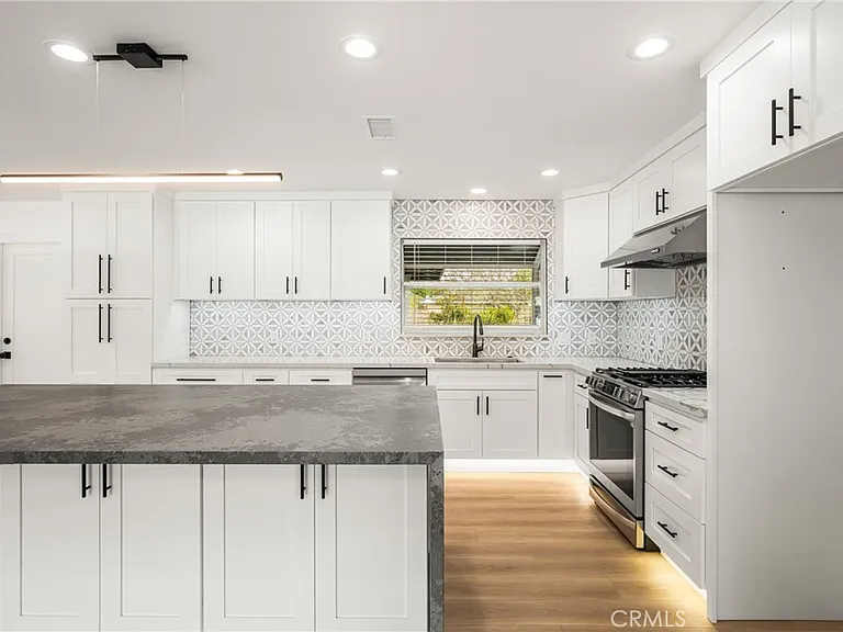 2932 Pemba Dr — Photo 17