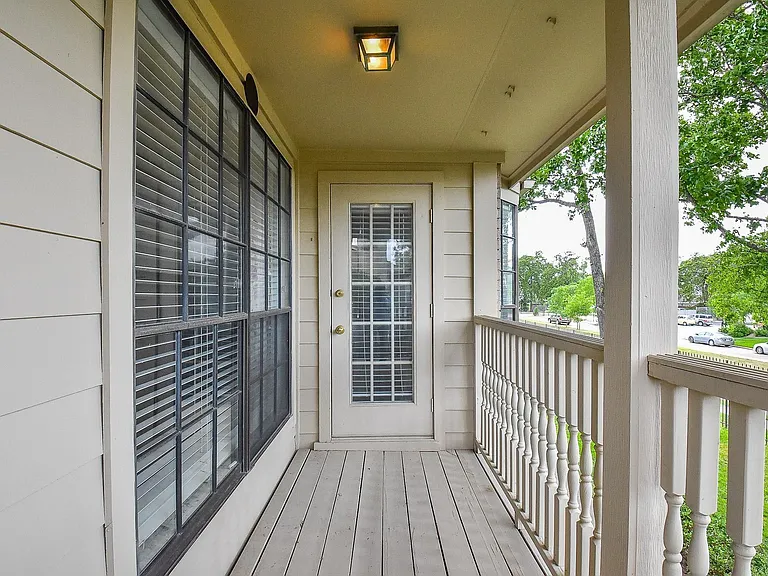 800 Country Place Dr #101 — Photo 29
