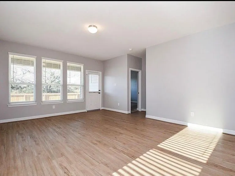 17722 Hattusas Ln — Photo 5