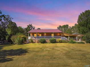 202 Terry Ln, Hazel Green, AL 35750