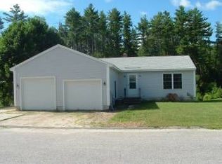 10 Village Ln, Westbrook, ME 04092