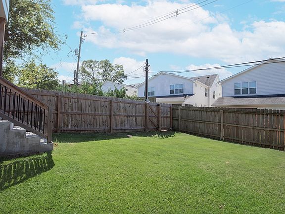 4th image of 3509B Wrenwood Ave
