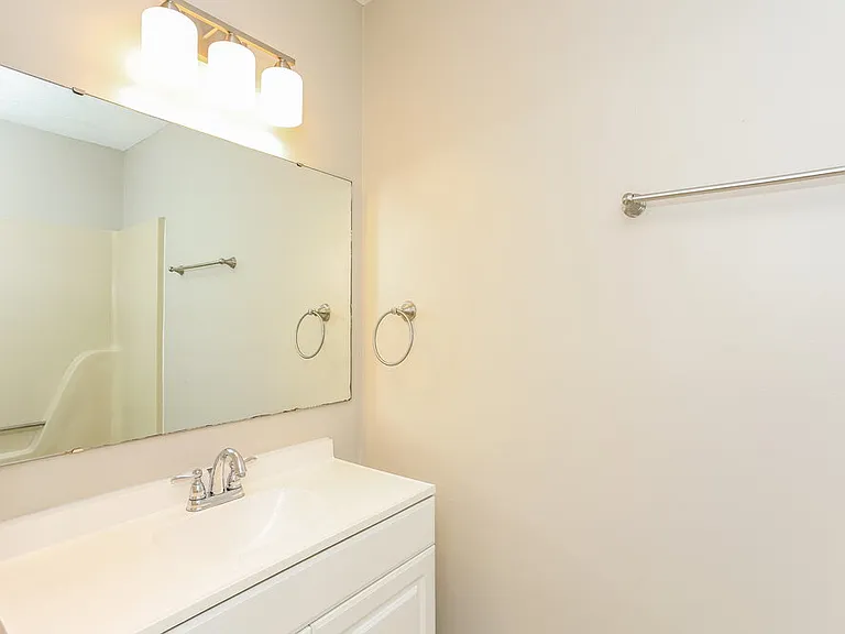 1112 Delray Dr — Photo 15