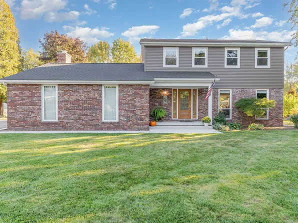 313 W Chapel Ln, Midland, MI 48640