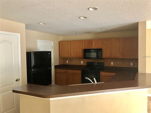 5th image of 4631 Limerick Dr