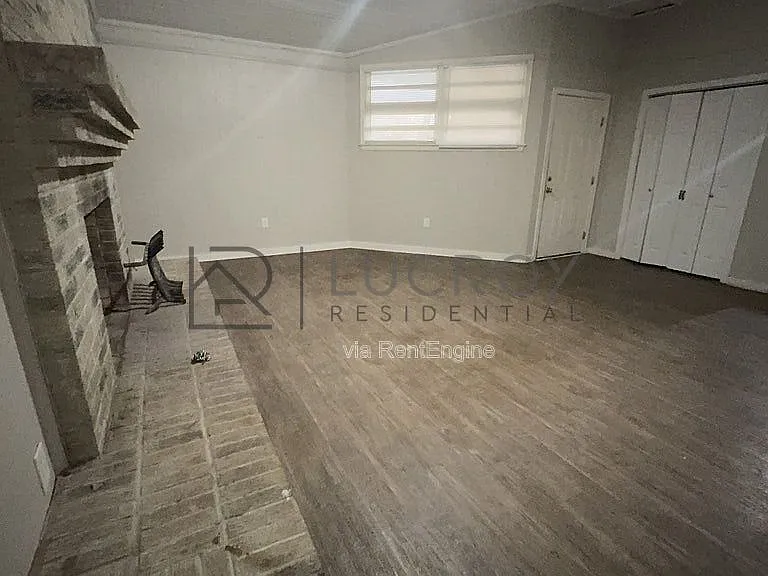 5855 Canton Park Dr — Photo 4