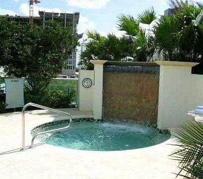 4th image of 347 N New River Dr E APT 506