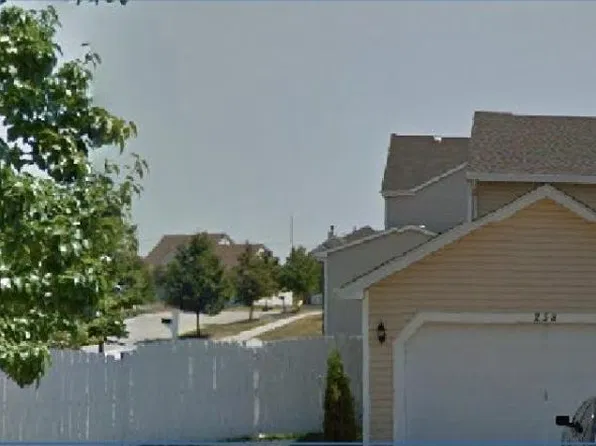 258 Homewood Dr, Bolingbrook, IL 60440