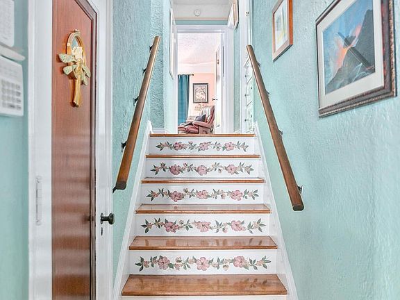 14th image of this home