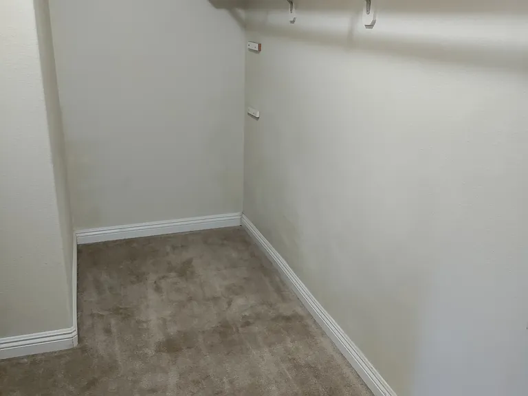 2614 Sycamore Ln — Photo 12