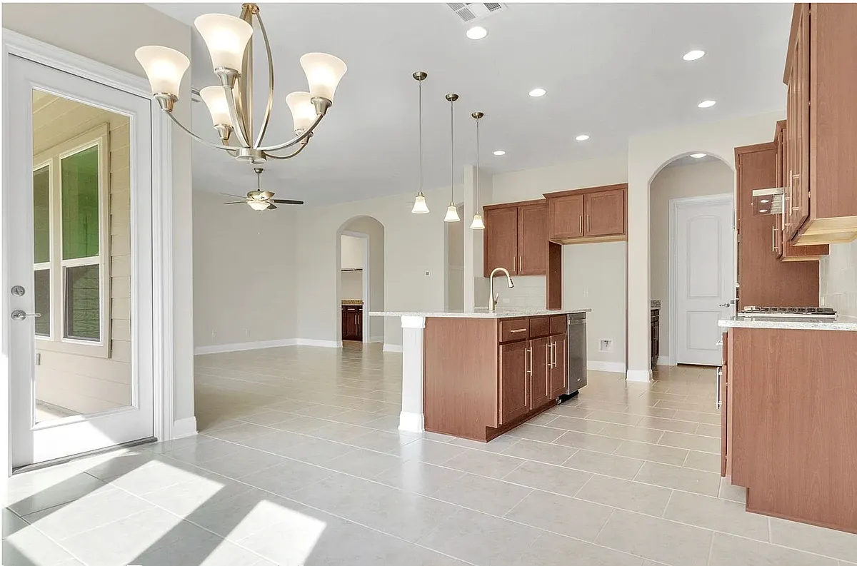 Building Photo - 3750 E Palm Valley Blvd #11
