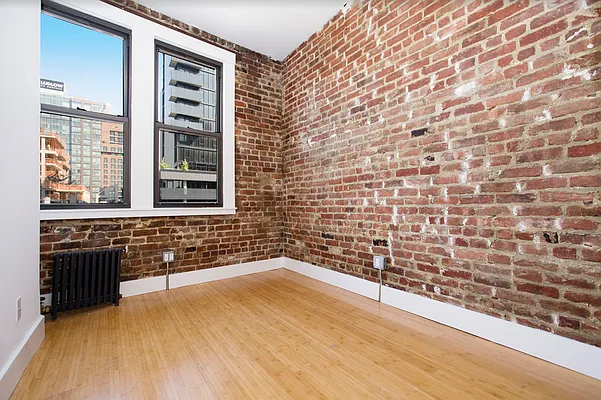 Rented by REAL New York | media 13