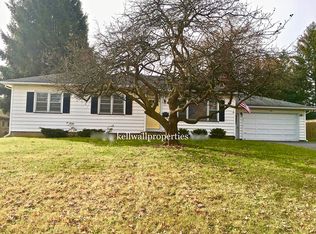 38 Thurlow Ave, Rochester, NY 14609