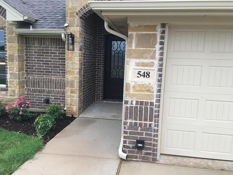 548 Clearwater Pl — Photo 21